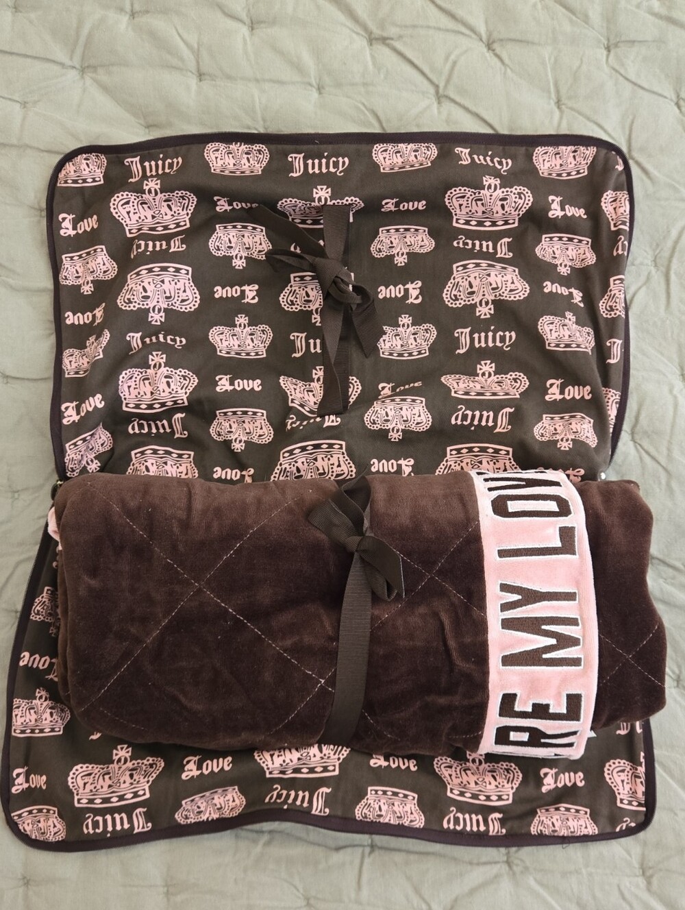 Y2K Vintage Juicy Couture Brown & Pink Travel Velvet Throw w/Cover
